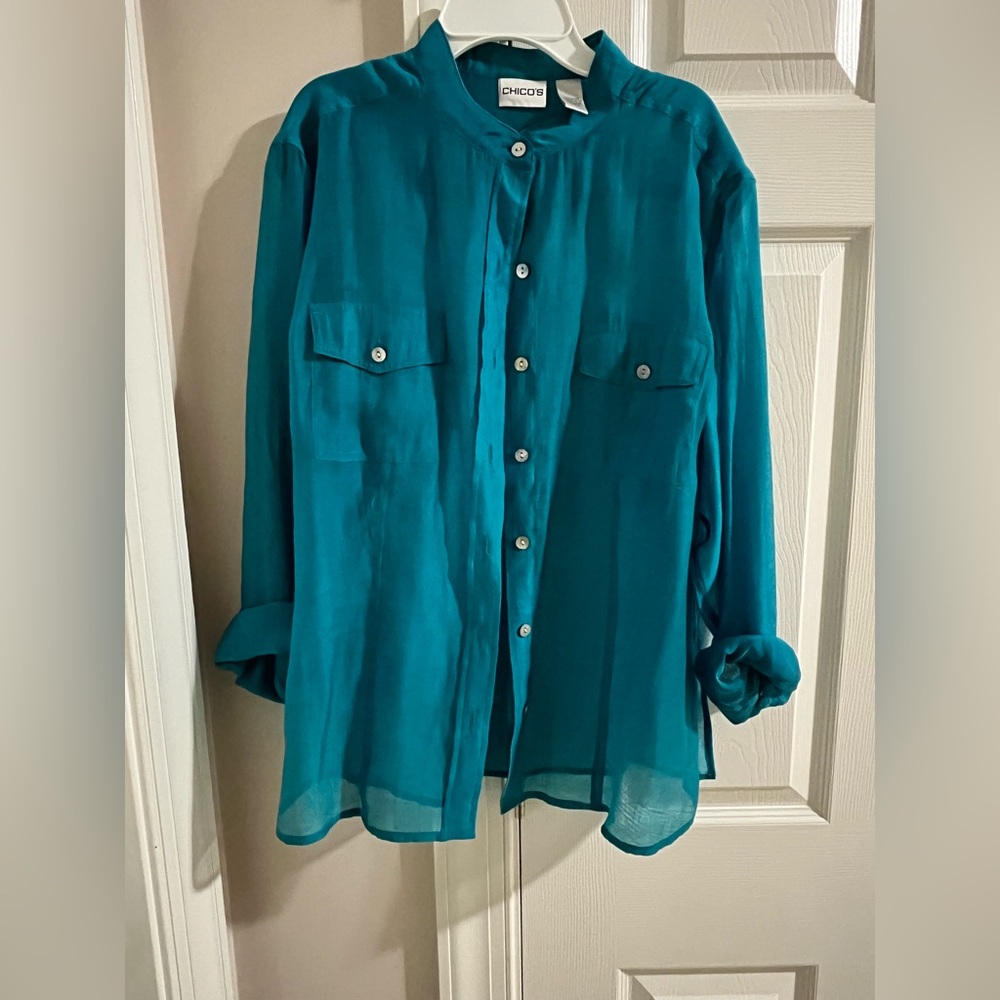 Size 2 (large) Chicos Teal Sheer Button Down Collared Long Sleeve Top
